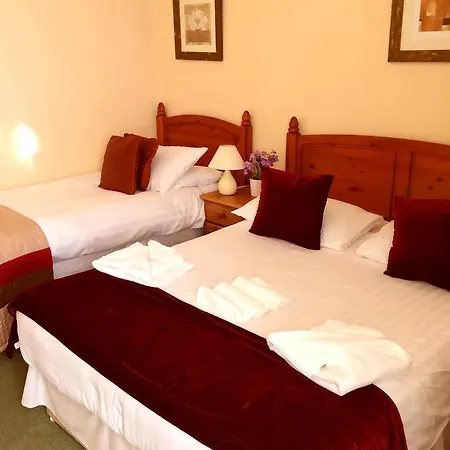 Tara Hall Accommodation 3* Dun Laoghaire